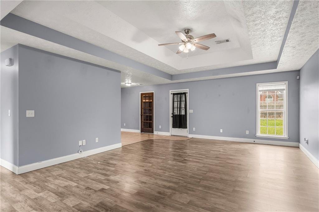 60 Duke Dr, Fort Mitchell, AL 36856