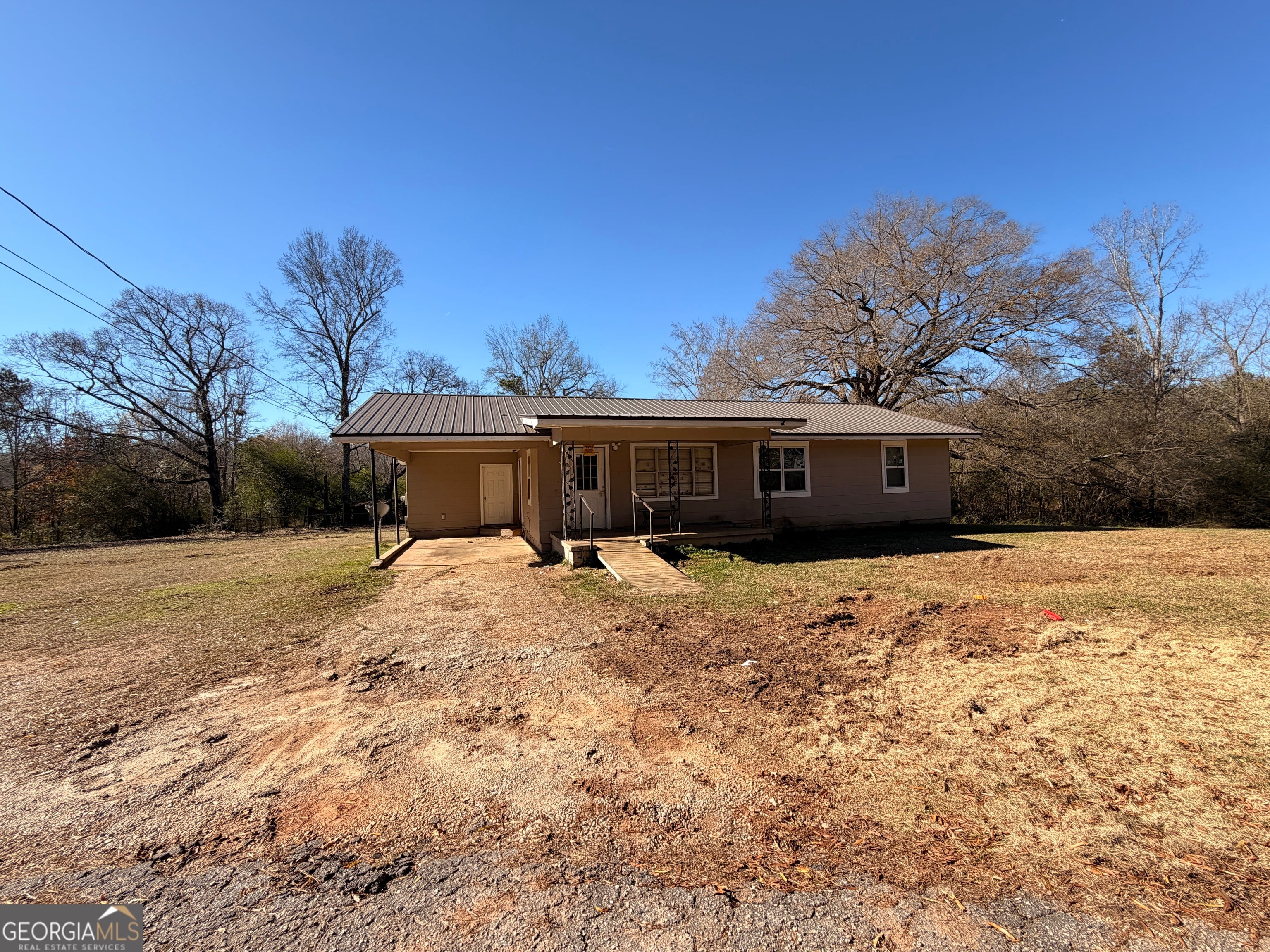 288 Bradfield Dr, LaGrange, GA 30240