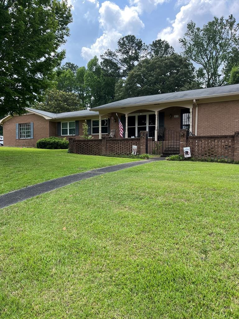 813 Mayes Way, Manchester, GA 31816