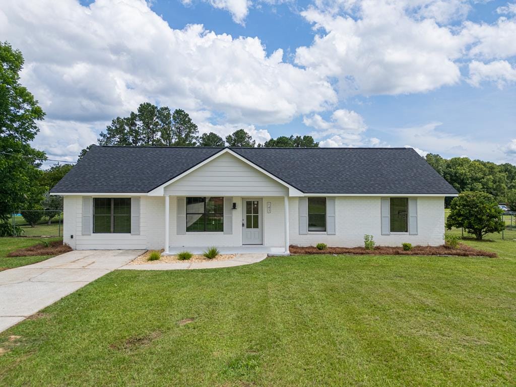 143 Lumpkin Rd W, Leesburg, GA 31763