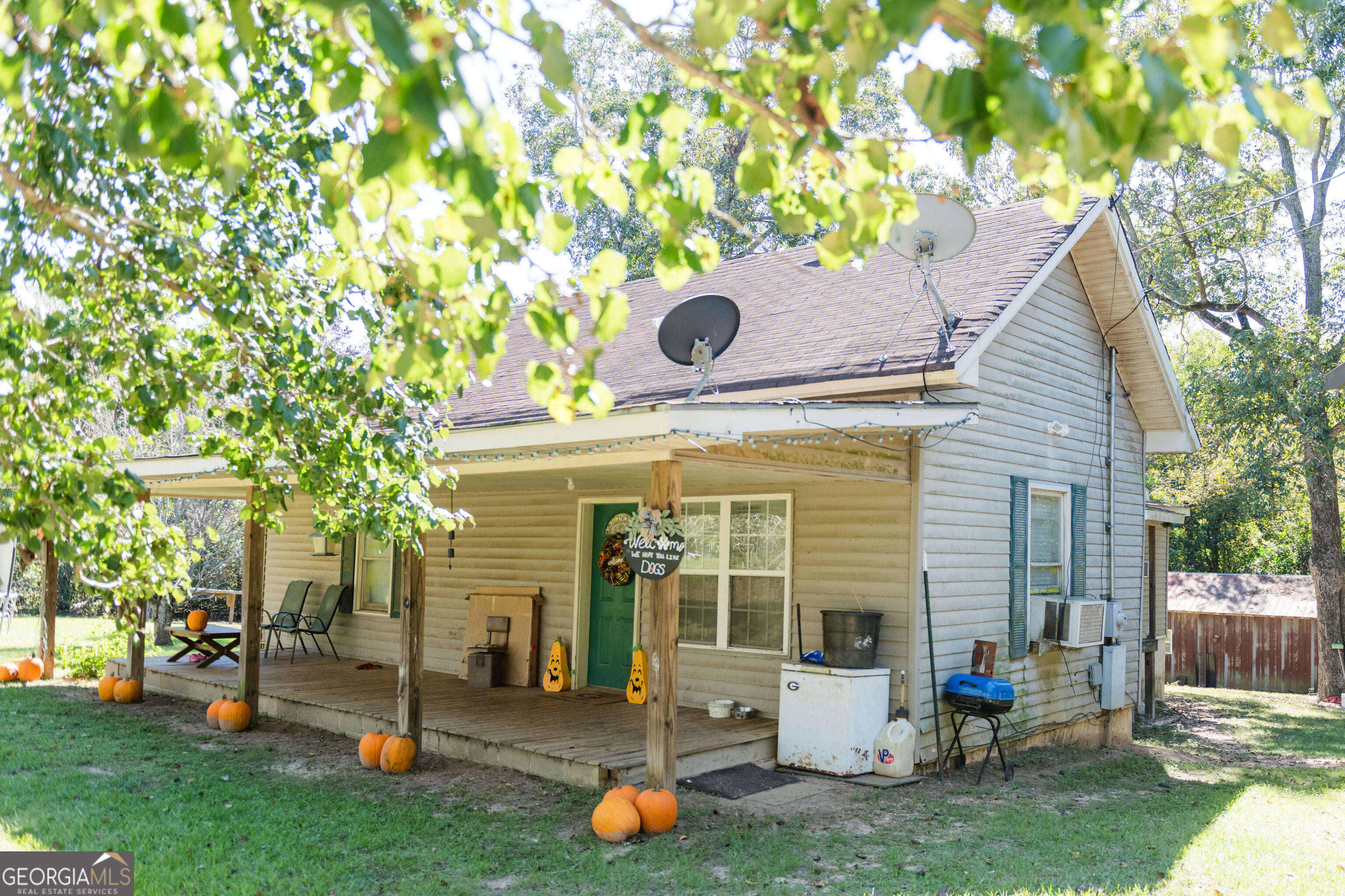 27 Oklahoma Ave, Reynolds, GA 31076