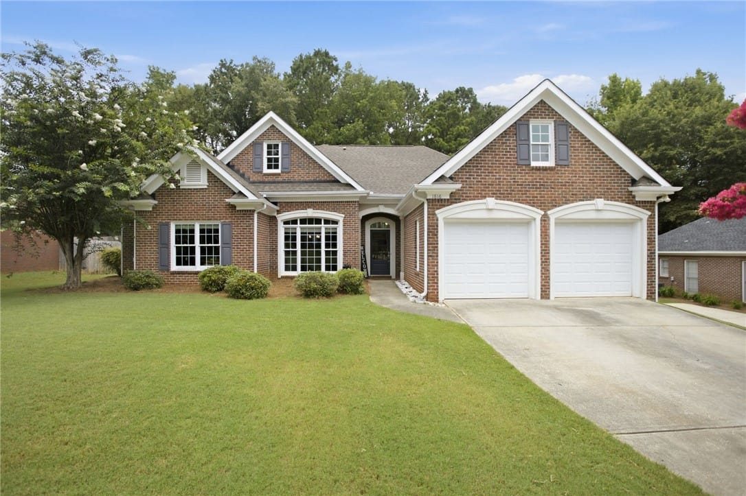 1816 Piedmont Dr., Auburn, AL 36830