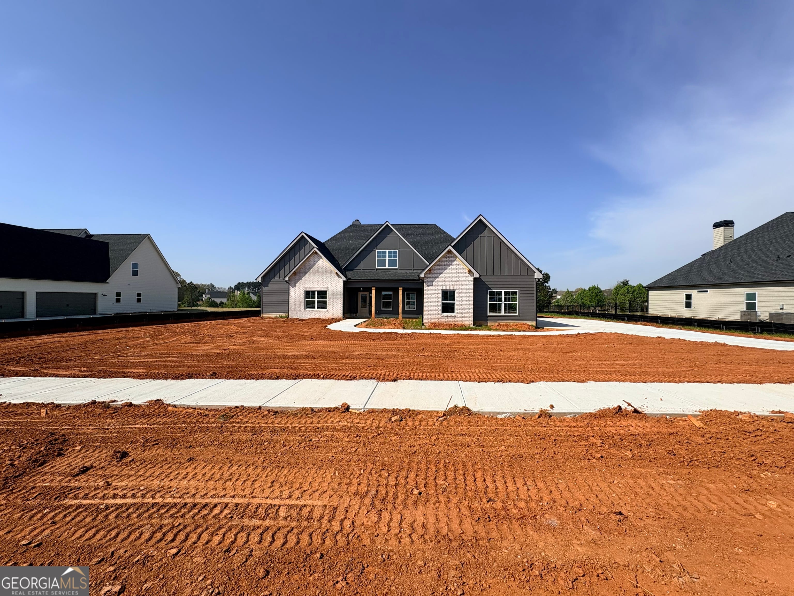 Senoia, GA 30276