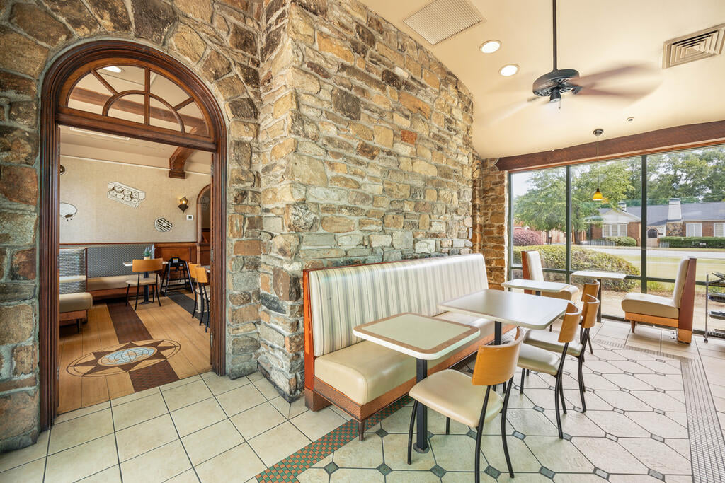 2033 Wynnton Rd, Columbus, GA 31906