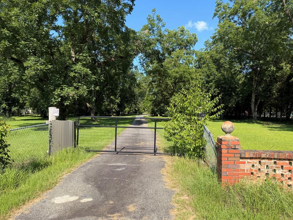 2220 Liberty Expressway, Albany, GA, 31705