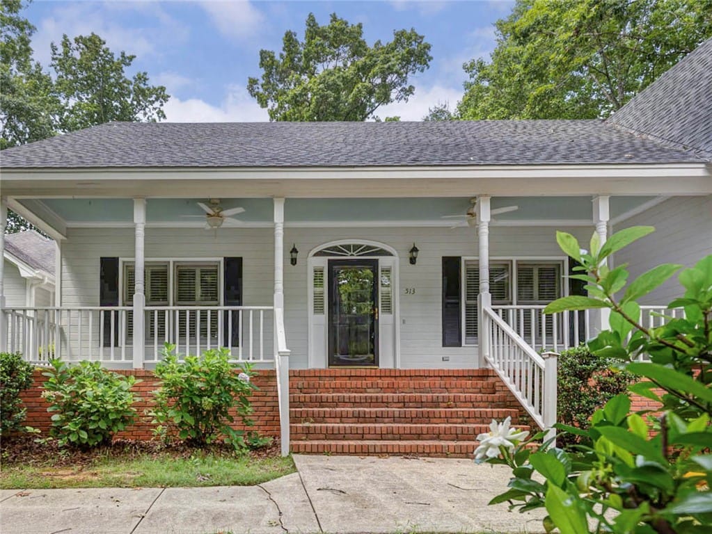 513 Winterburn Ave, Opelika, AL 36801