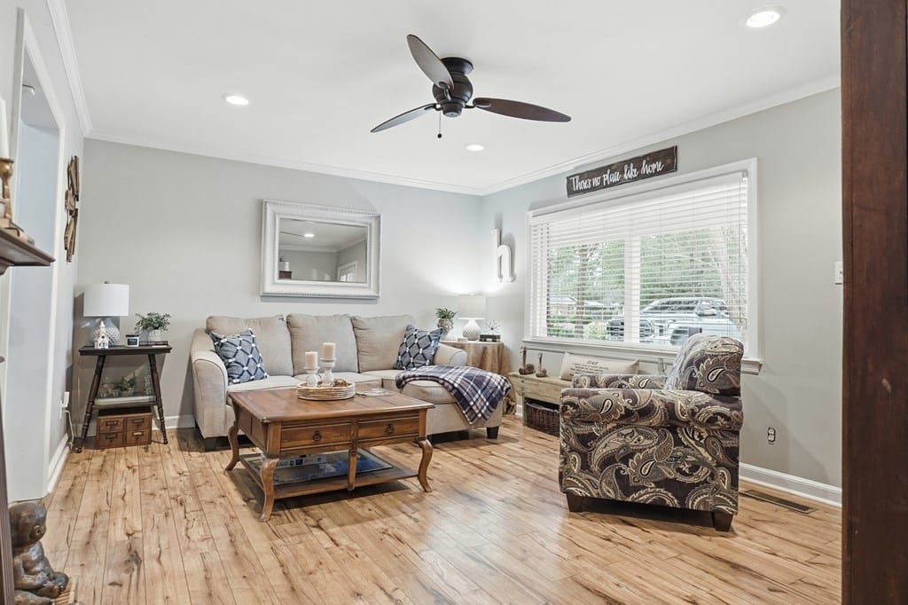 2106 Robinhood Rd, Albany, GA 31707, USA — Photo 3