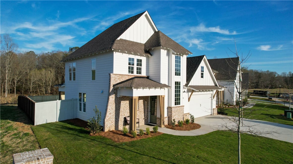 239 Firefly Lane, Opelika, AL, 36801