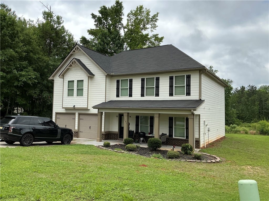 1081 Lizlin Dr, Opelika, AL 36801