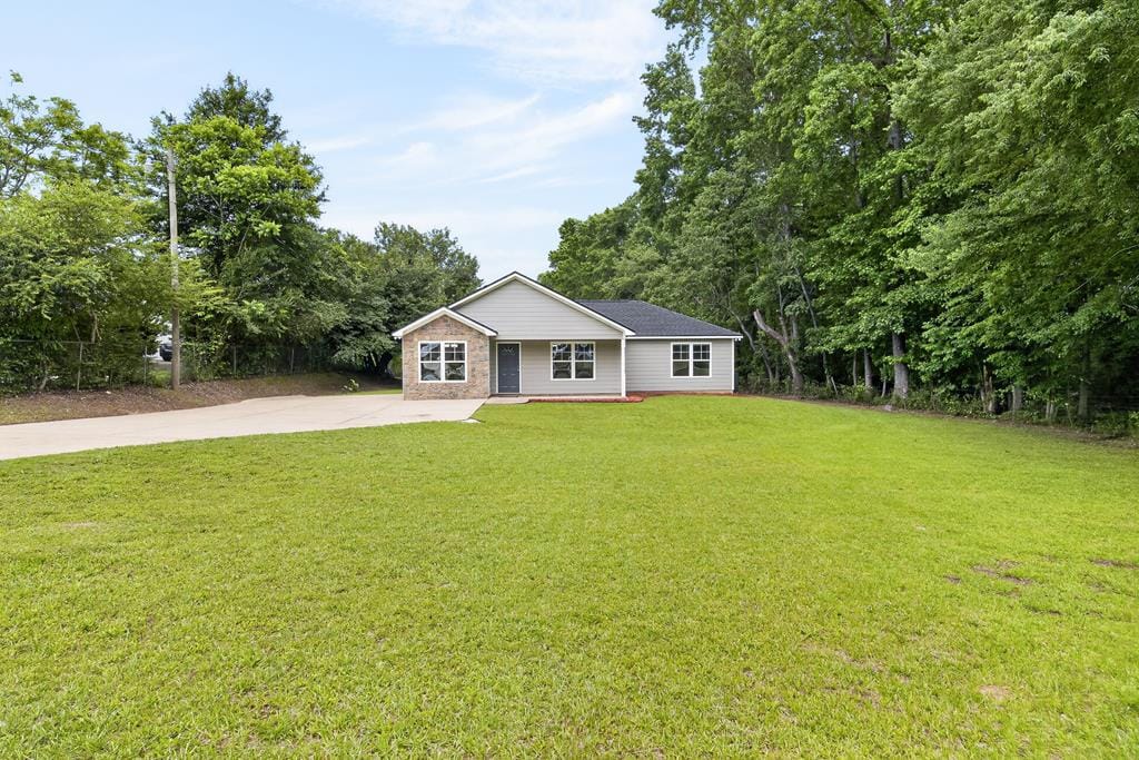 1048 Lee Rd 295, Smiths Station, AL 36877