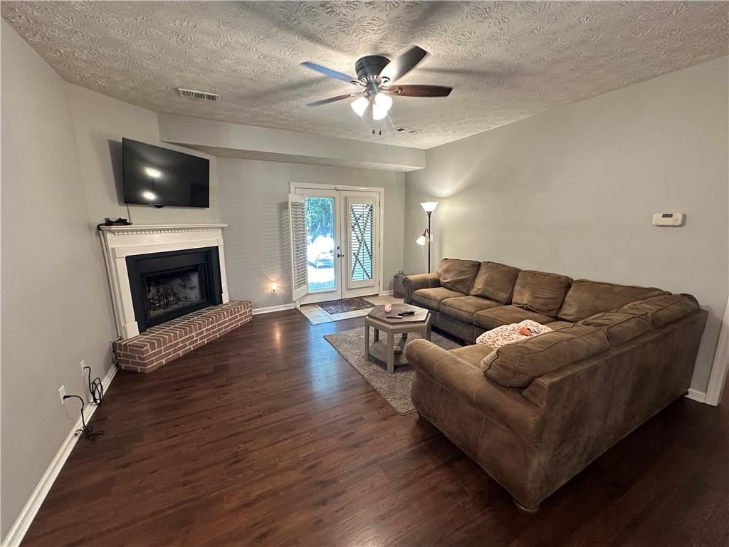 102 Lee Rd 985, Phenix City, AL 36870