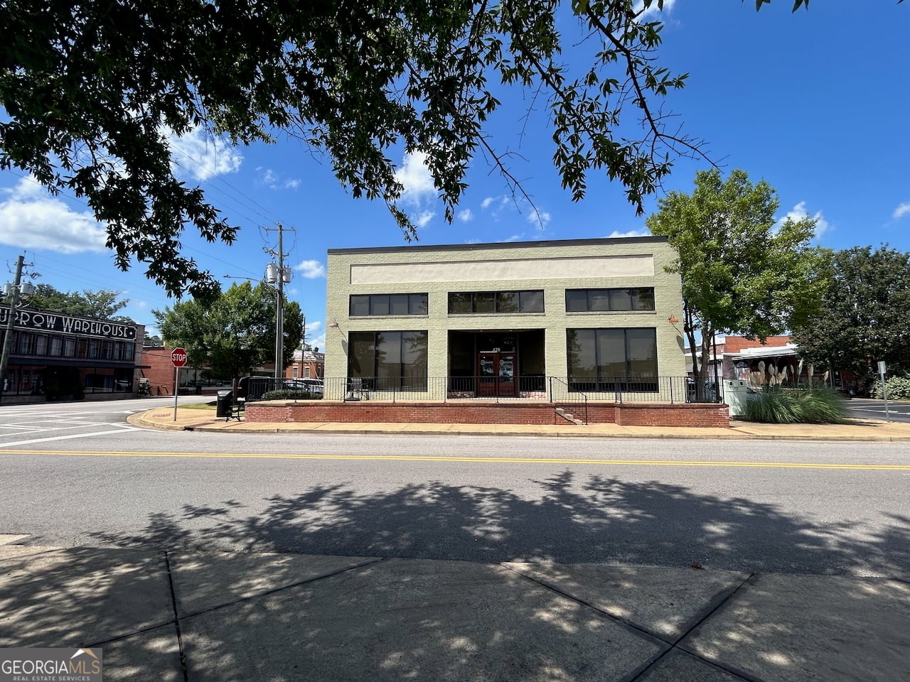 420 W 7th St, West Point, GA 31833