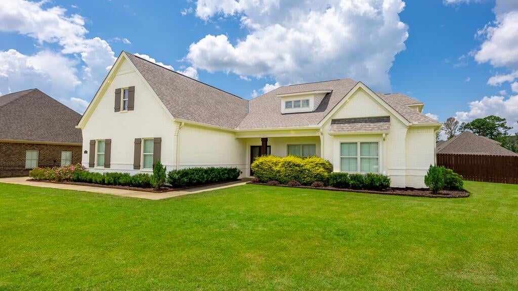 100 Orchard Dr, Fortson, GA 31808