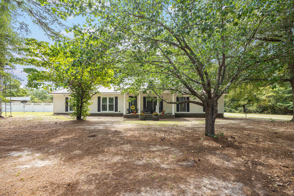 183 Hickory Nut Hollow, Box Springs, GA 31801