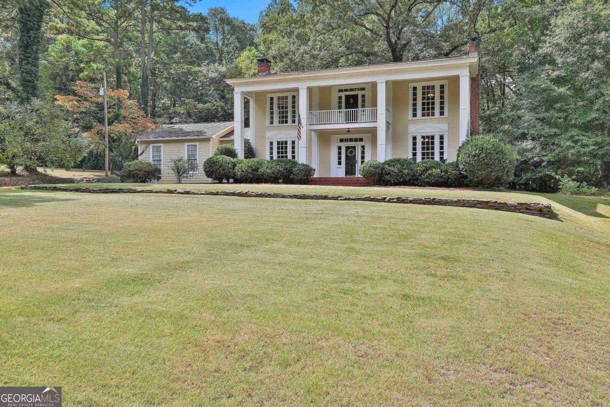 201 Maple Dr, Hogansville, GA 30230