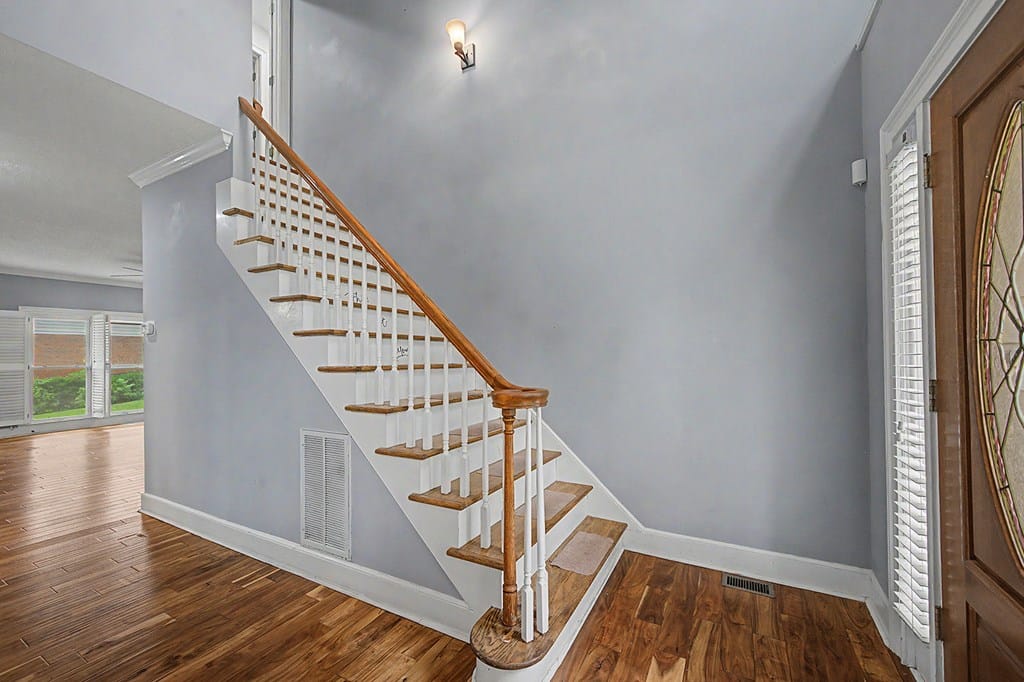 275 W Doublegate Dr, Albany, GA 31721