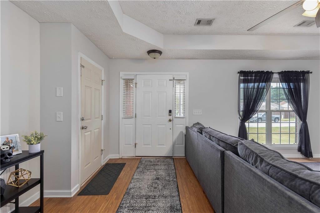 7 Devonshire Dr, Phenix City, AL 36870