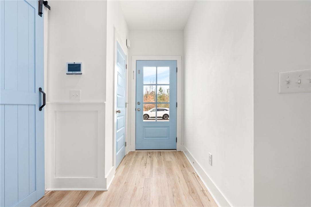 760 VILLAGE, Opelika, AL, 36801 — Photo 2