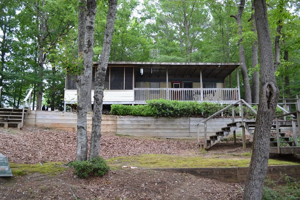 384 Lee Road 385, Valley, AL 36854