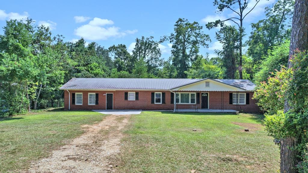 100 Honeysuckle Drive, Albany, GA, 31705