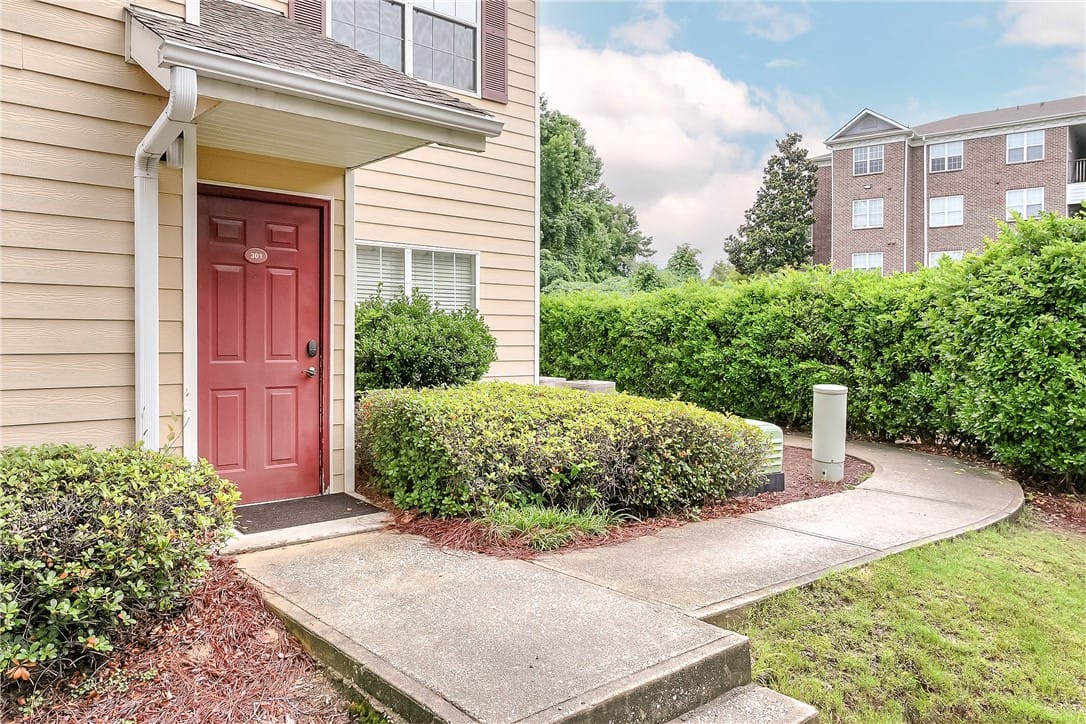 447 W Longleaf Dr Apt 301, Auburn, AL 36832