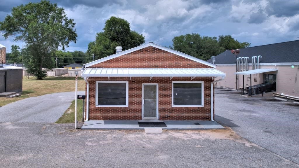2215 Broad Street, Albany, GA, 31705