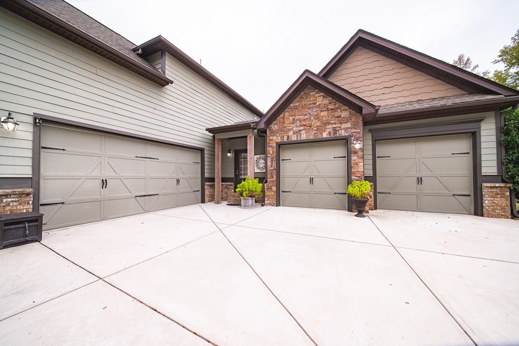 931 South Jeff Davis Drive, Fayetteville, GA, 30215 — Photo 2