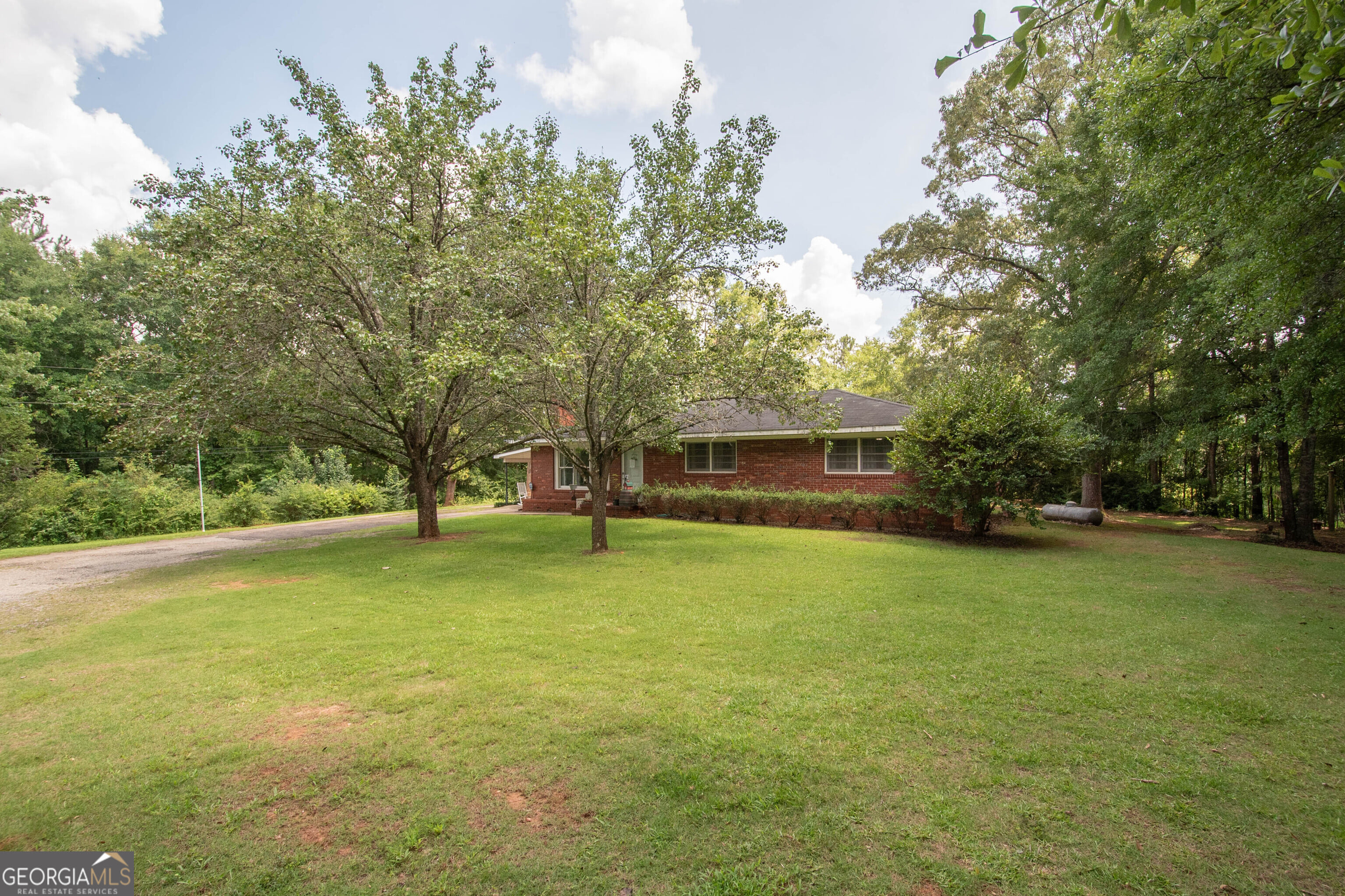 124 Marty Ln, LaGrange, GA 30240