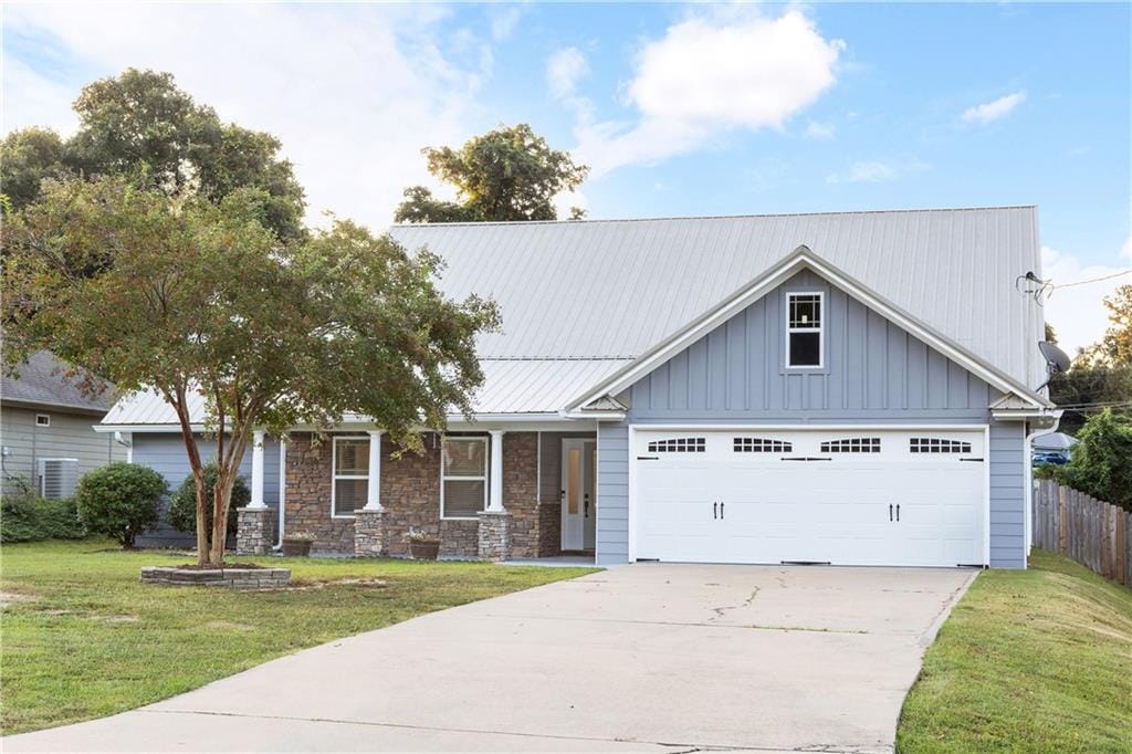 57 Mill Creek, Smiths Station, AL, 36877