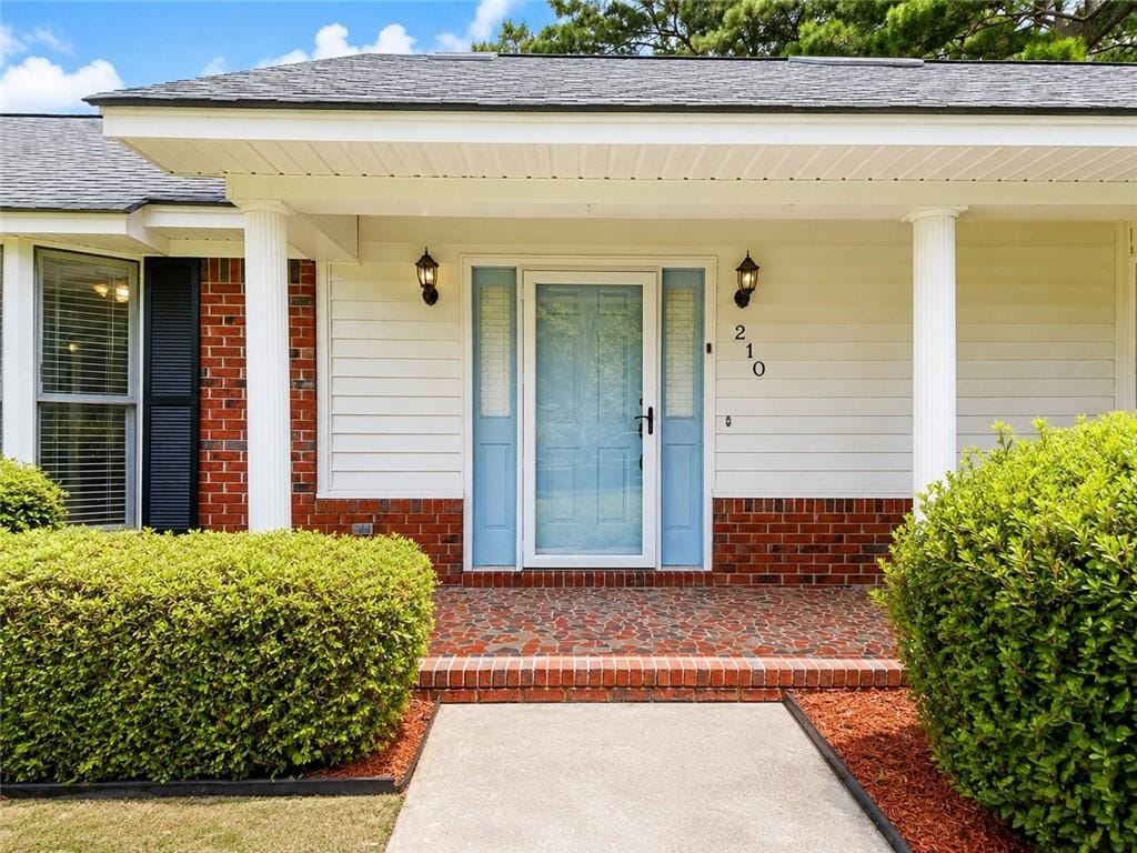 210 Irwinton Dr, Eufaula, AL 36027