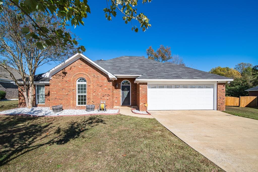 206 Lee Road 2083, Phenix City, AL, 36870