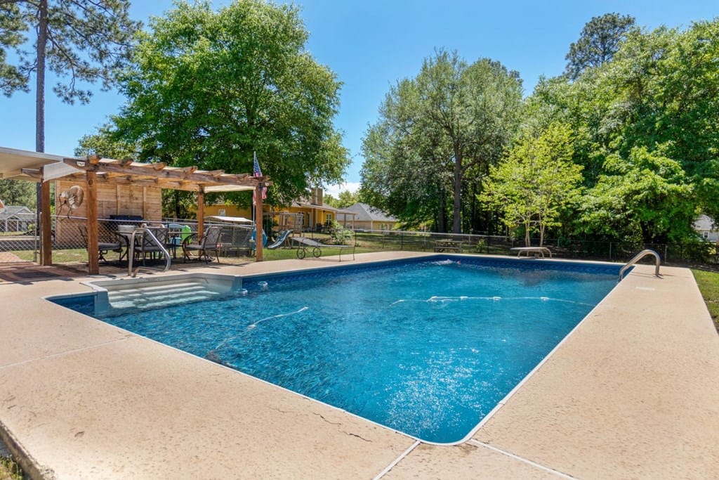 128 Pine Lakes Dr, Leesburg, GA 31763, USA