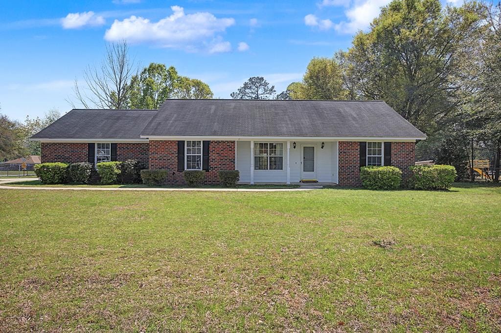 176 Big Oak Dr, Leesburg, GA 31763