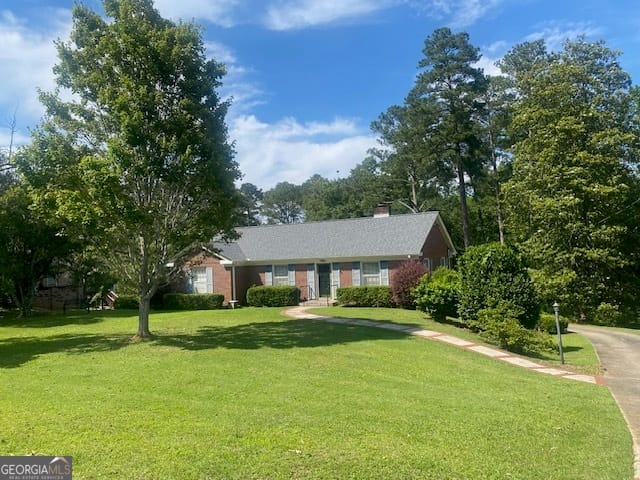 123 Hillcrest Rd, West Point, GA 31833