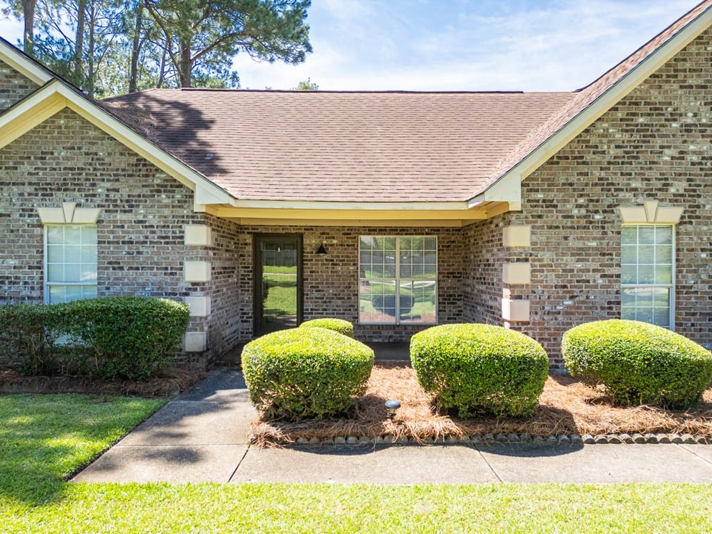 145 Jarrett Dr, Leesburg, GA 31763