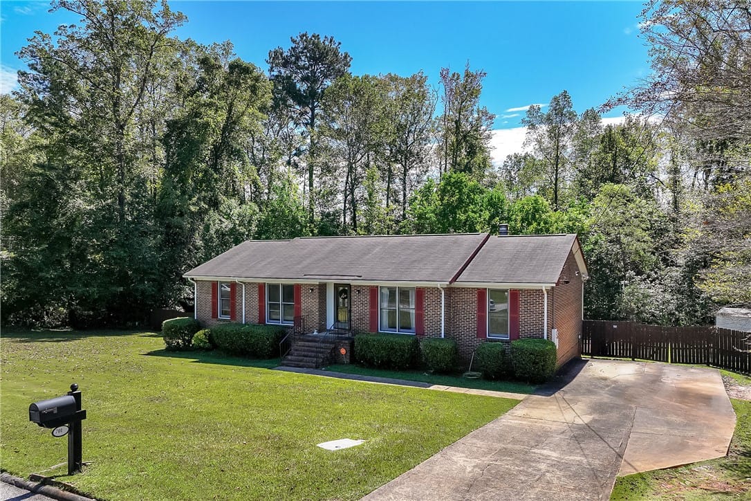 701 North Hills Drive, Opelika, AL, 36801 — Photo 3