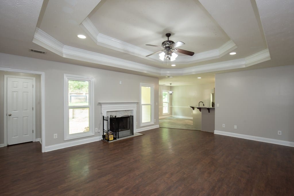 90 Redwood Dr, Phenix City, AL 36869