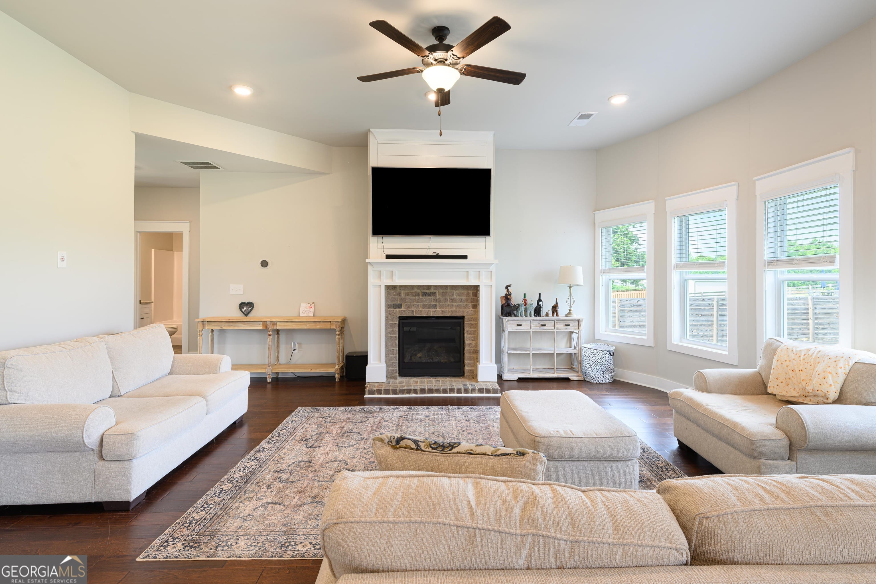 232 Township Dr, Senoia, GA 30276