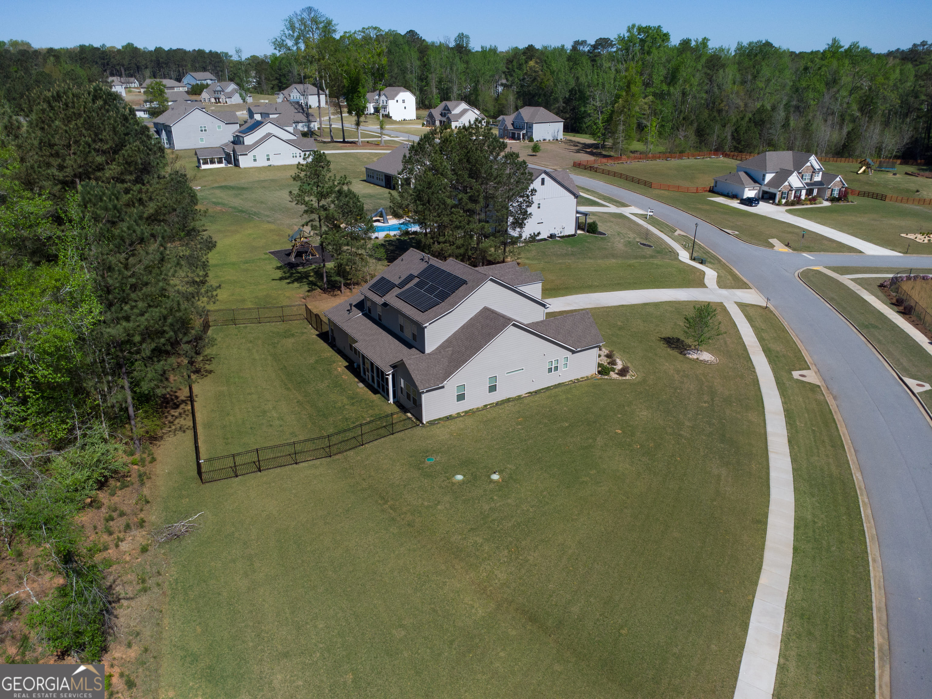 660 Genesee, Newnan, GA, 30263