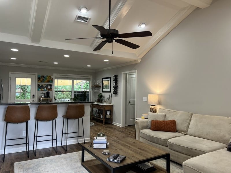 825 COTSWOLD, AUBURN, AL, 36832 — Photo 3