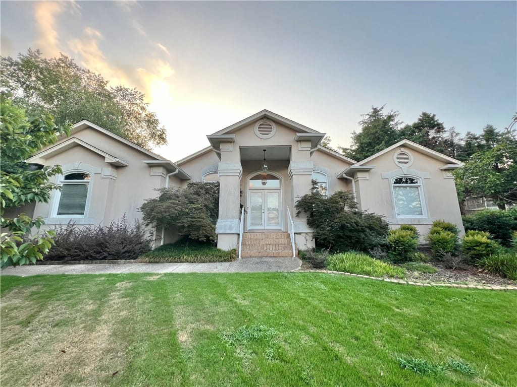 6138 Rushing Parc Lane, Hoover, AL, 35244