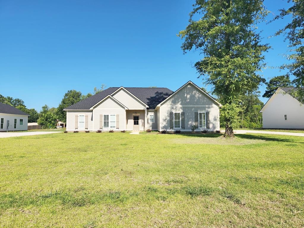 240 Hollister Drive, Leesburg, GA, 31763