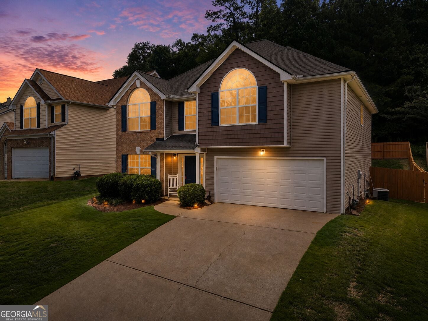 81 St Charles Pl, Sharpsburg, GA 30277
