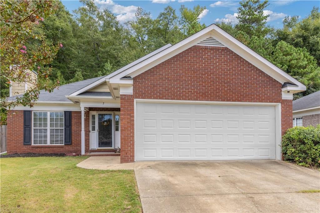 7 Devonshire Dr, Phenix City, AL 36870