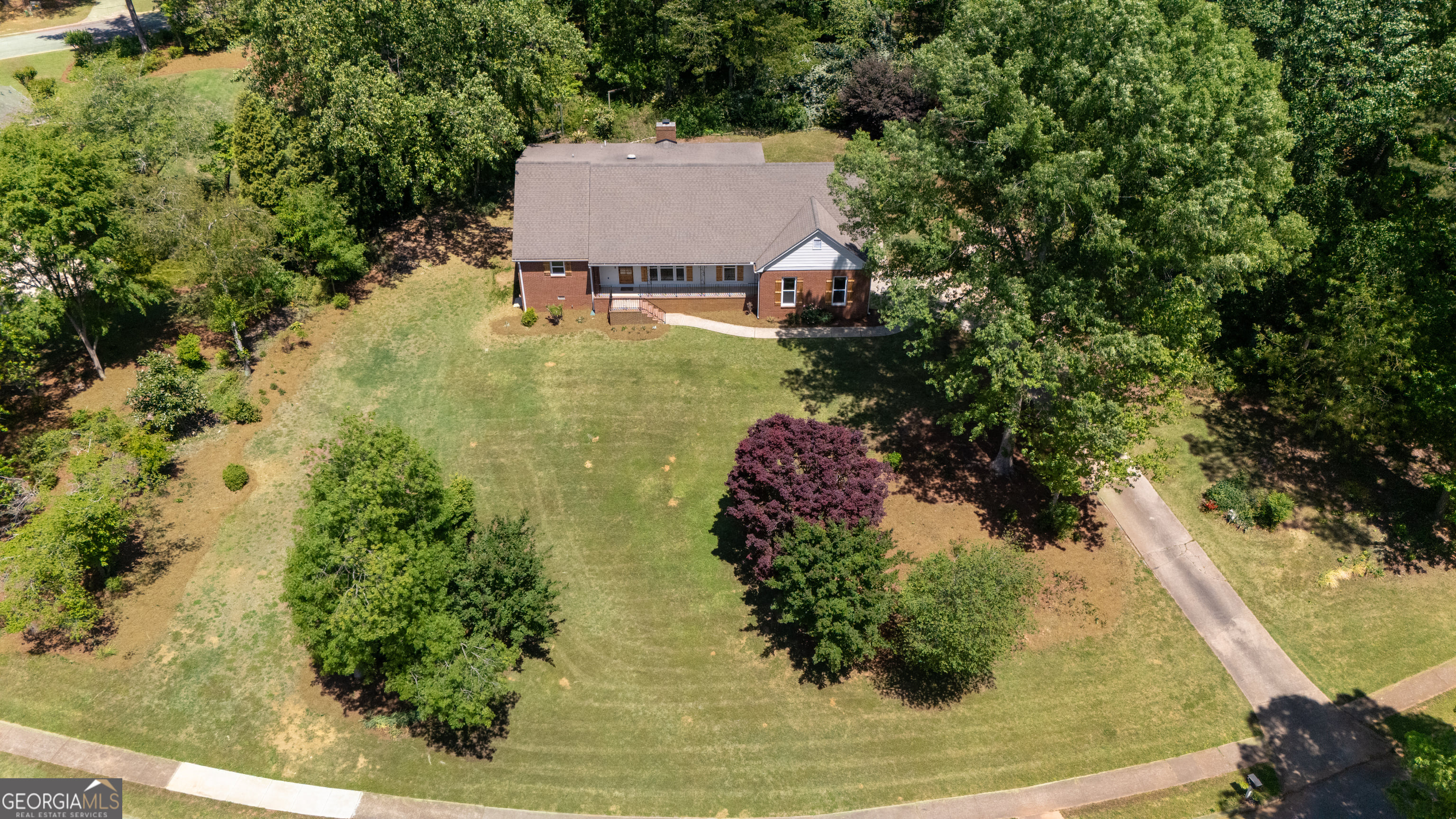 406 Ashford Cir, LaGrange, GA 30240