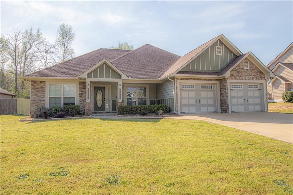 622 Lee Road 450, Phenix City, AL, 36870
