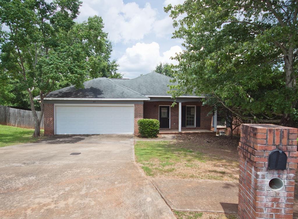182 Plum Ct, Columbus, GA 31909