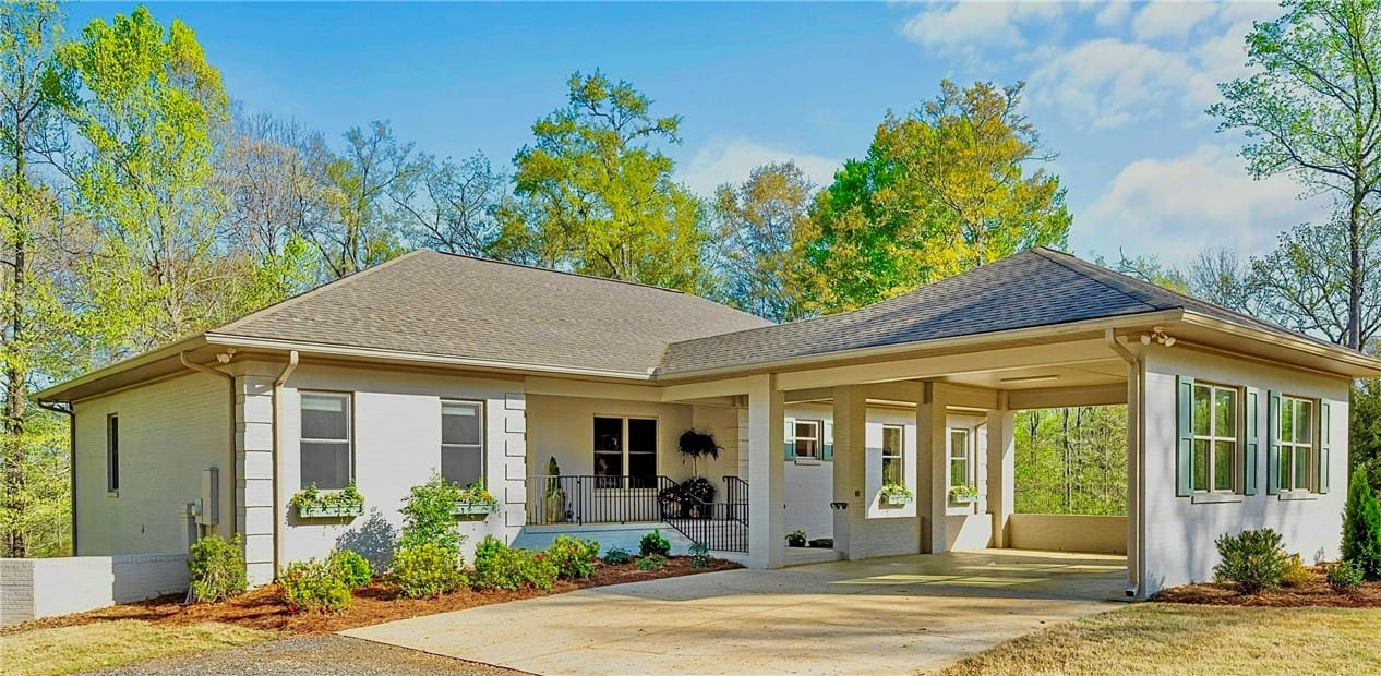 4129 Lee Rd 86, Waverly, AL 36879