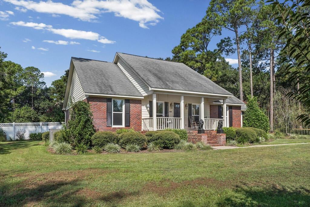 131 Doris Dr, Leesburg, GA 31763