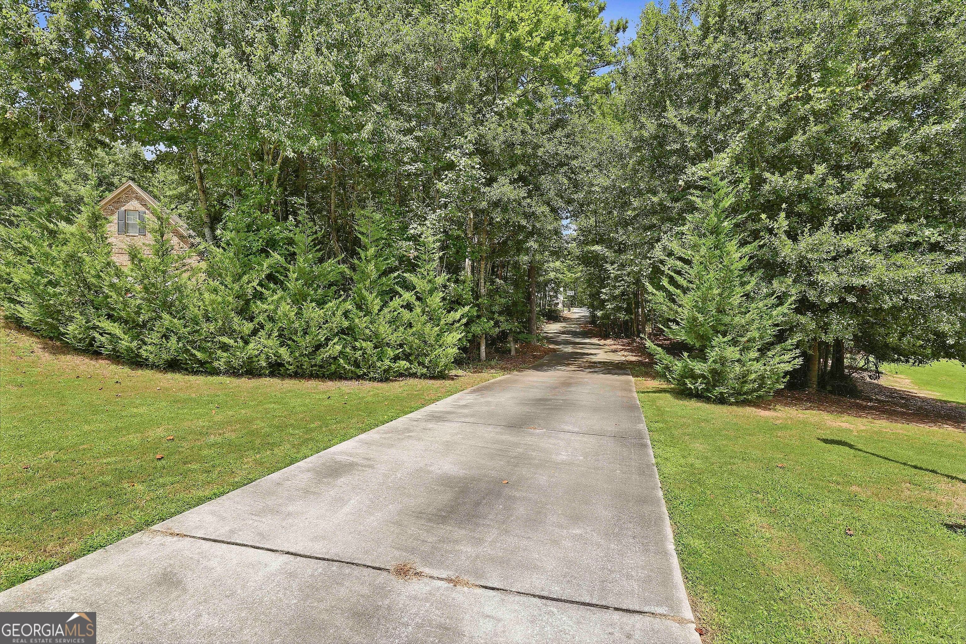 114 Ranan Ln, Newnan, GA 30263